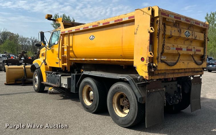 image for item EB2519 2004 Sterling LT9500 dump truck