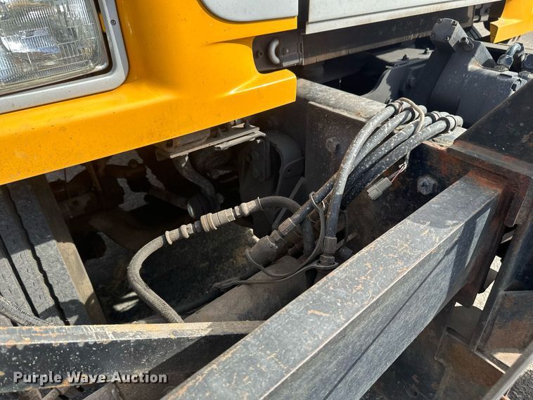 image for item EB2519 2004 Sterling LT9500 dump truck