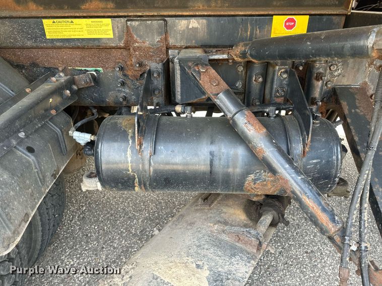 image for item EB2519 2004 Sterling LT9500 dump truck