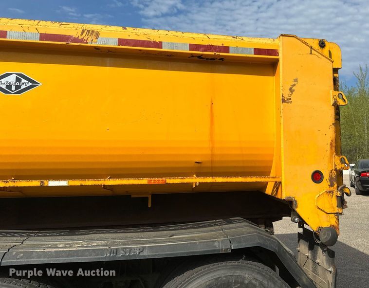 image for item EB2519 2004 Sterling LT9500 dump truck