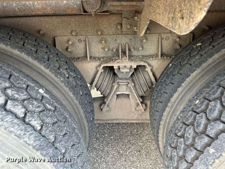image for item EB2519 2004 Sterling LT9500 dump truck