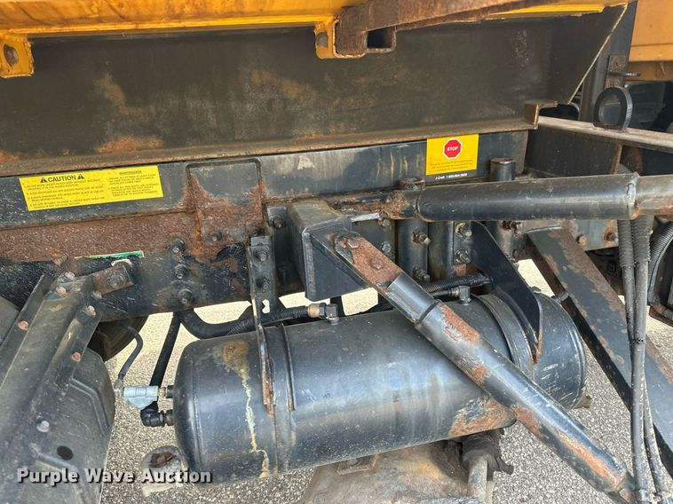 image for item EB2519 2004 Sterling LT9500 dump truck