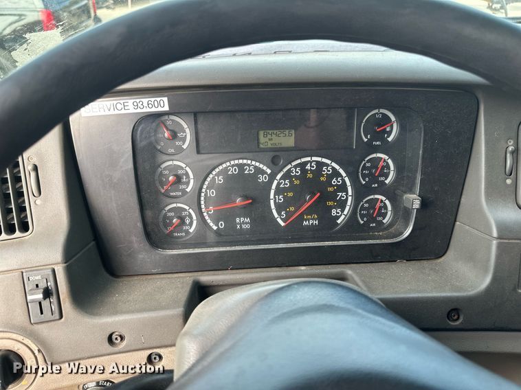 image for item EB2519 2004 Sterling LT9500 dump truck