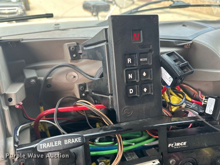 image for item EB2519 2004 Sterling LT9500 dump truck