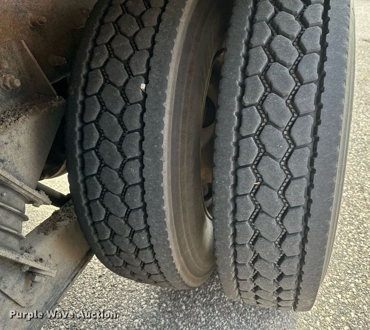 image for item EB2519 2004 Sterling LT9500 dump truck