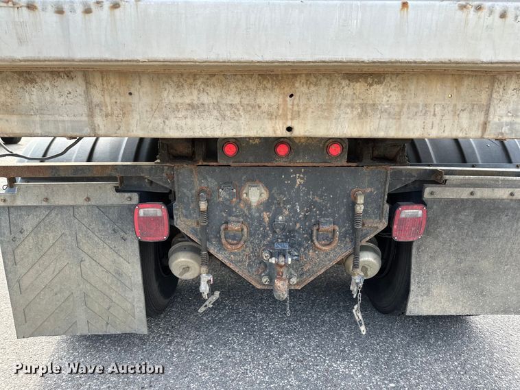 image for item EB2520 1998 Ford LT9000 dump truck