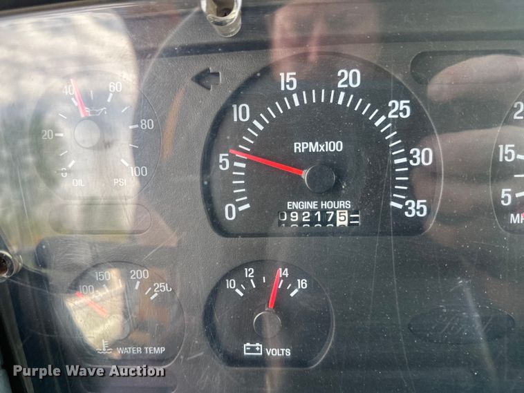 image for item EB2520 1998 Ford LT9000 dump truck