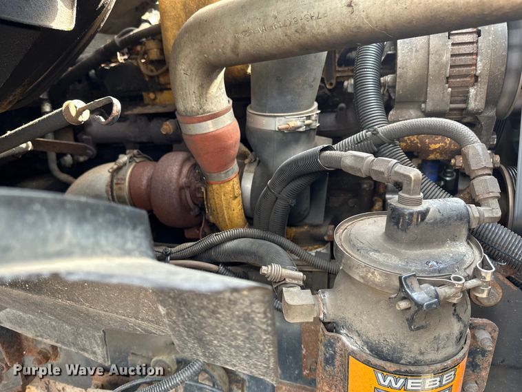 image for item EB2520 1998 Ford LT9000 dump truck