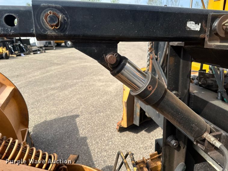 image for item EB2521 1998 Ford L8501 dump truck