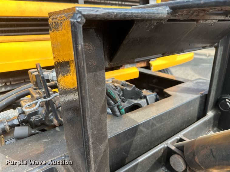 image for item EB2521 1998 Ford L8501 dump truck