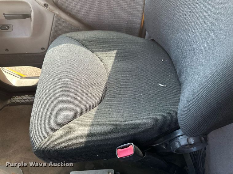 image for item EB2521 1998 Ford L8501 dump truck