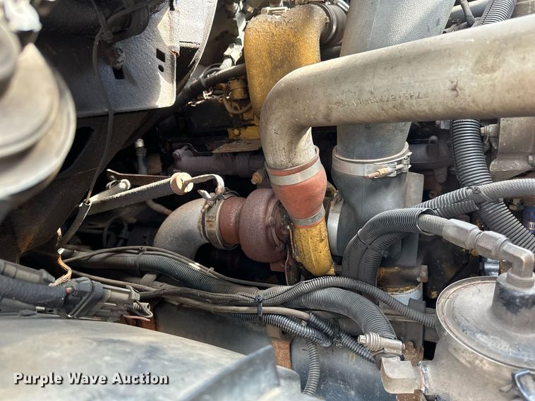 image for item EB2521 1998 Ford L8501 dump truck