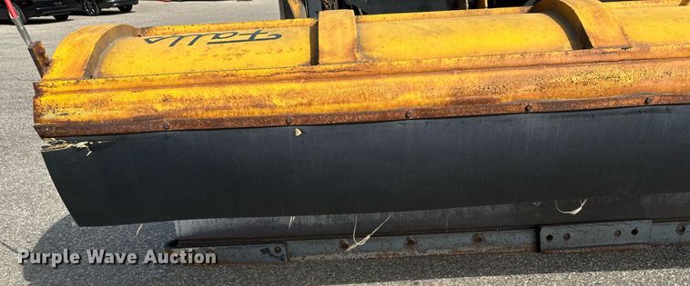 image for item EB2522 2000 Sterling L9511 dump truck