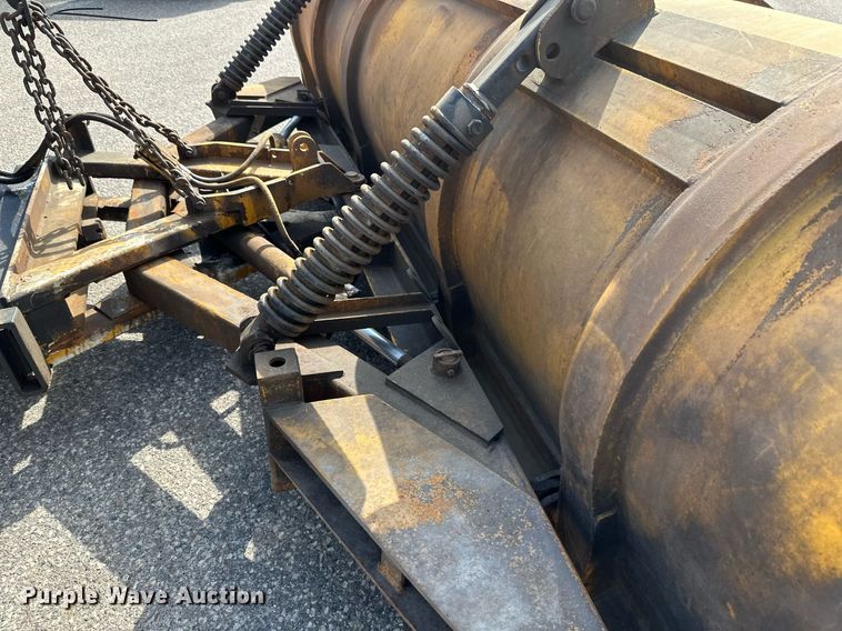 image for item EB2522 2000 Sterling L9511 dump truck