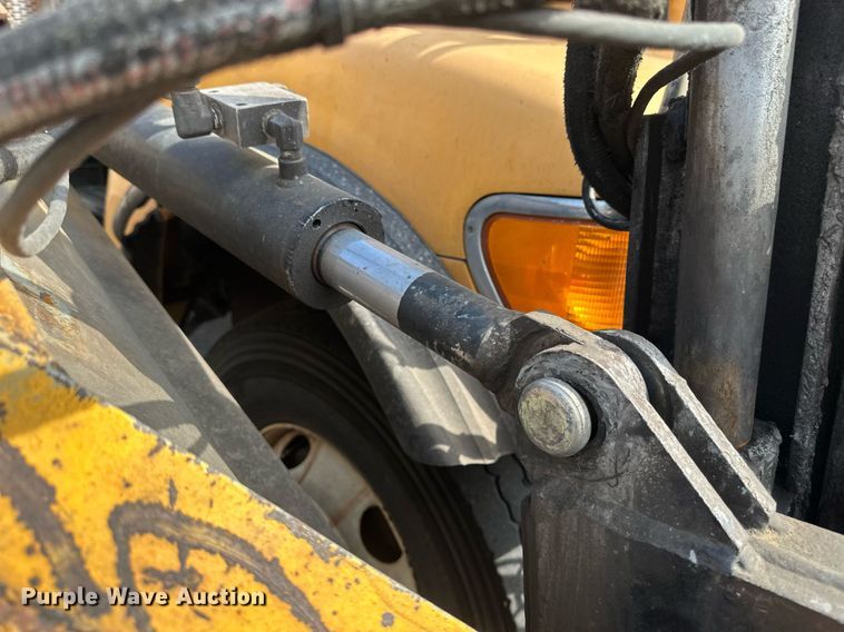 image for item EB2522 2000 Sterling L9511 dump truck