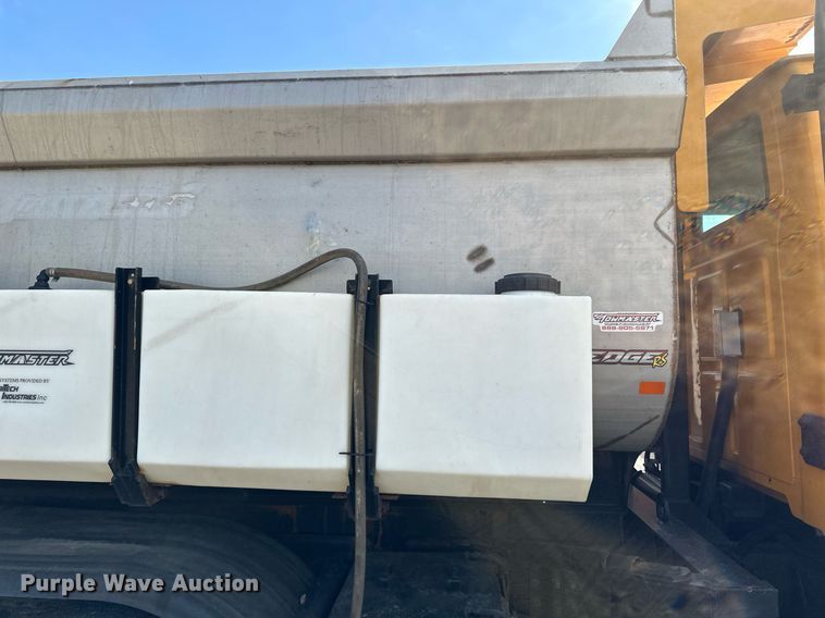 image for item EB2522 2000 Sterling L9511 dump truck