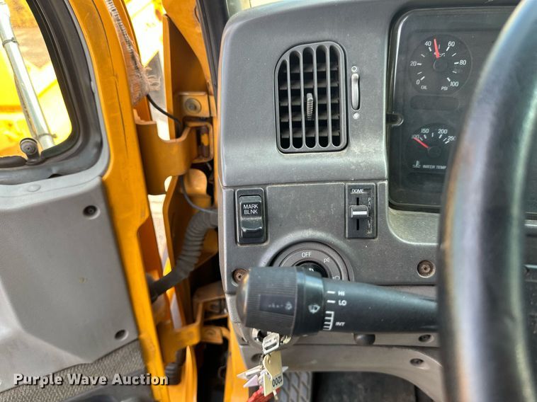 image for item EB2522 2000 Sterling L9511 dump truck