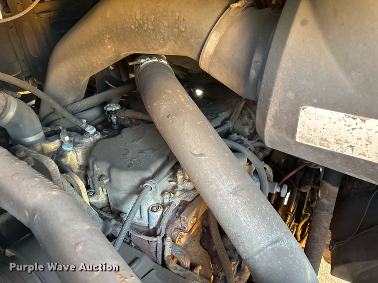 image for item EB2522 2000 Sterling L9511 dump truck