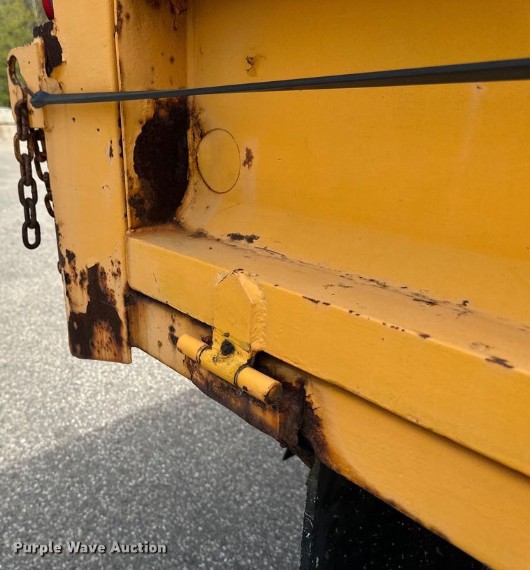 image for item EB2523 1999 Ford F450 Super Duty XL dump truck