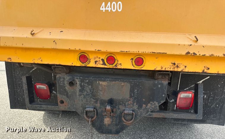 image for item EB2523 1999 Ford F450 Super Duty XL dump truck