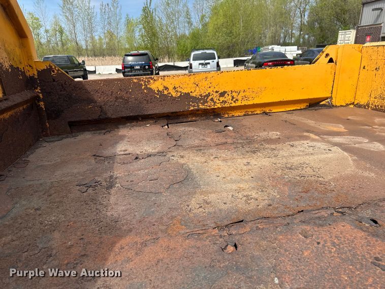 image for item EB2523 1999 Ford F450 Super Duty XL dump truck