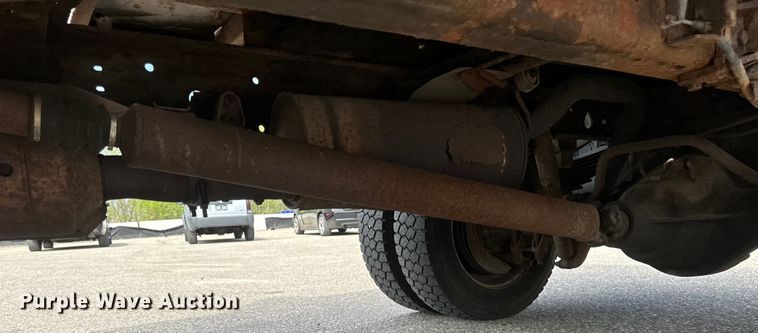 image for item EB2523 1999 Ford F450 Super Duty XL dump truck