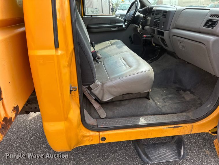 image for item EB2523 1999 Ford F450 Super Duty XL dump truck