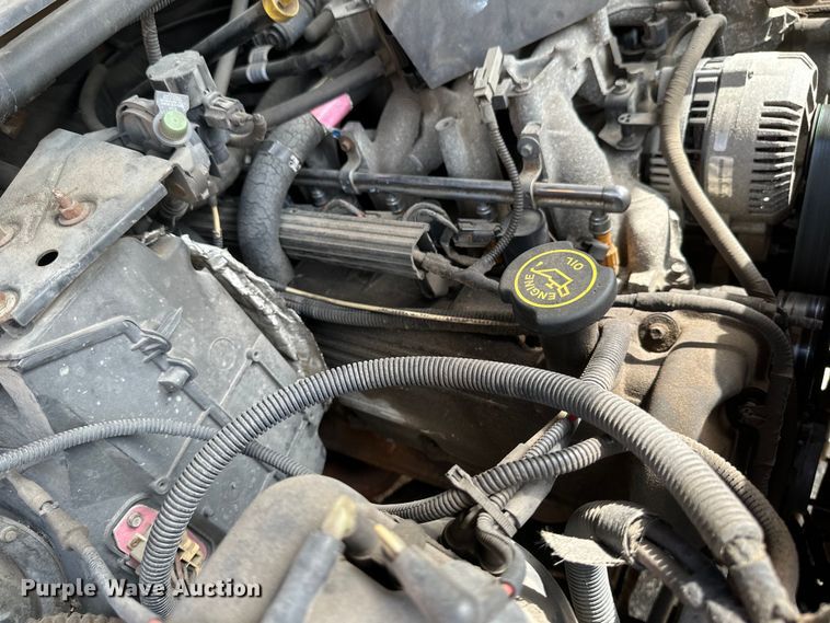 image for item EB2523 1999 Ford F450 Super Duty XL dump truck