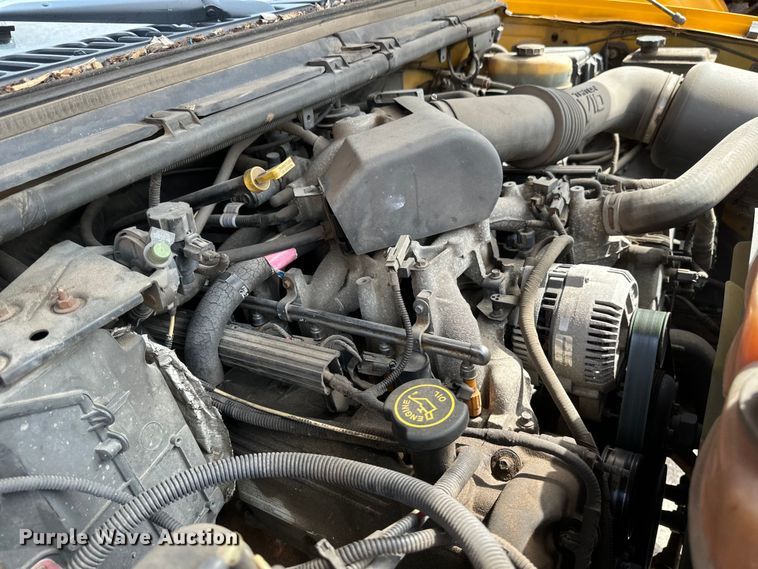 image for item EB2523 1999 Ford F450 Super Duty XL dump truck