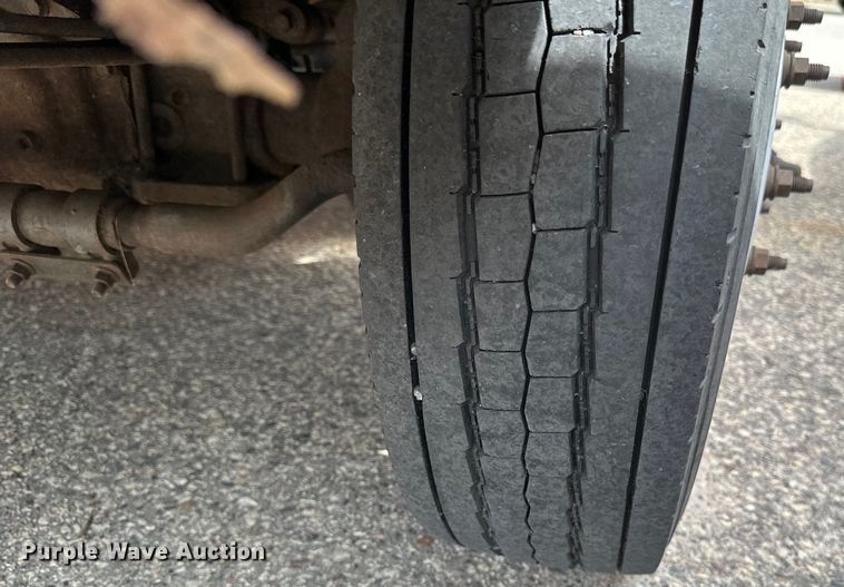 image for item EB2523 1999 Ford F450 Super Duty XL dump truck