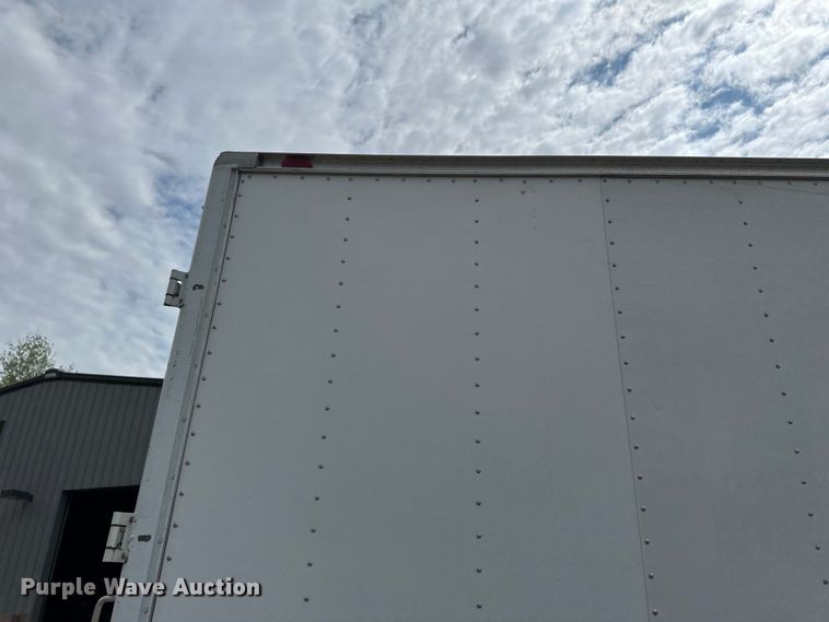 image for item EB2526 2001 Ford  E350 Super Duty delivery truck