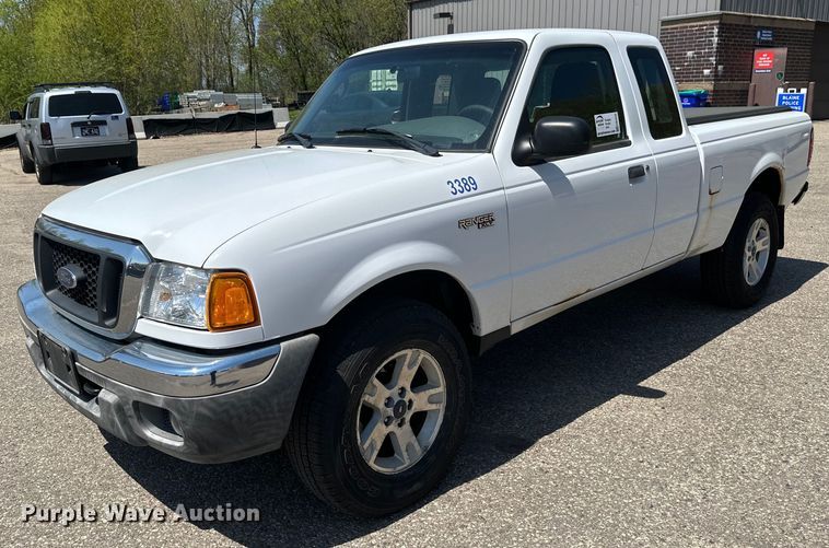 image for item EB2532 2005 Ford Ranger XLT SuperCab pickup truck