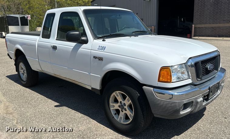 image for item EB2532 2005 Ford Ranger XLT SuperCab pickup truck