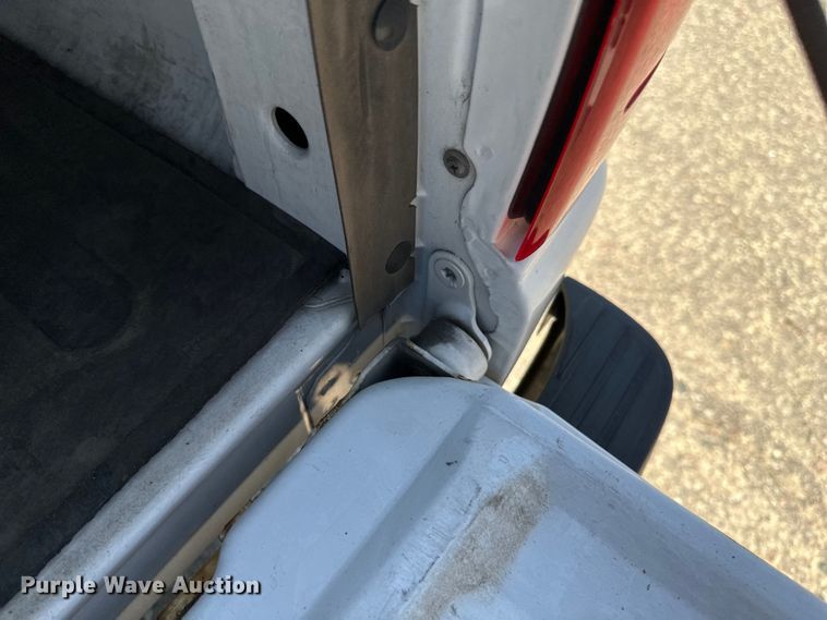 image for item EB2532 2005 Ford Ranger XLT SuperCab pickup truck