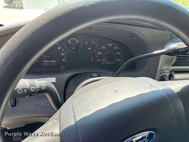 image for item EB2532 2005 Ford Ranger XLT SuperCab pickup truck