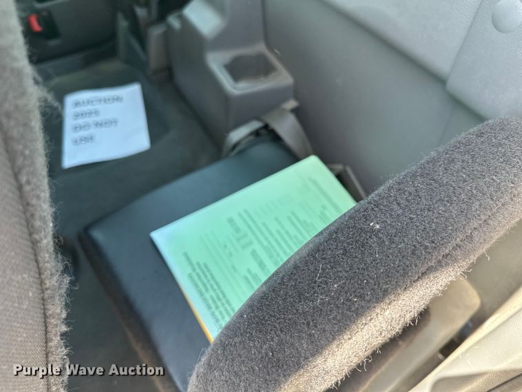 image for item EB2532 2005 Ford Ranger XLT SuperCab pickup truck