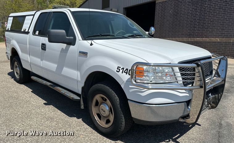 image for item EB2533 2005 Ford F150 XLT SuperCab pickup truck