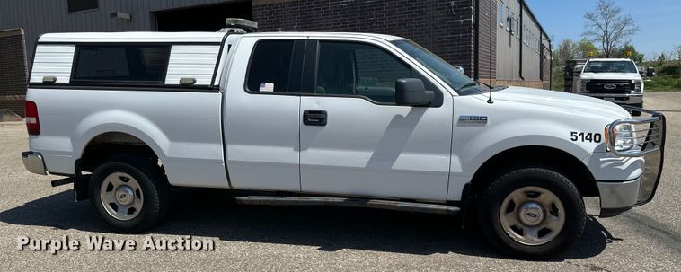 image for item EB2533 2005 Ford F150 XLT SuperCab pickup truck