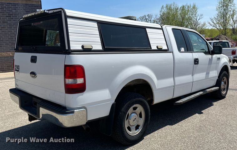 image for item EB2533 2005 Ford F150 XLT SuperCab pickup truck