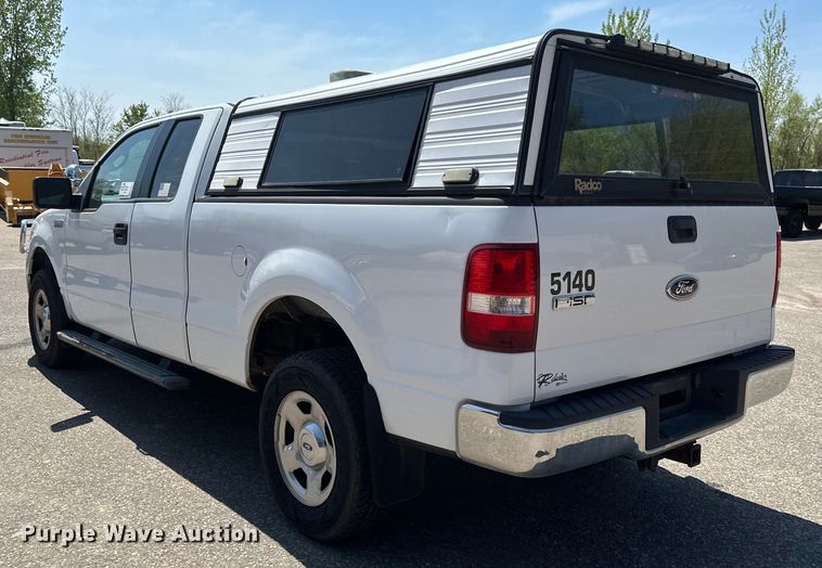 image for item EB2533 2005 Ford F150 XLT SuperCab pickup truck
