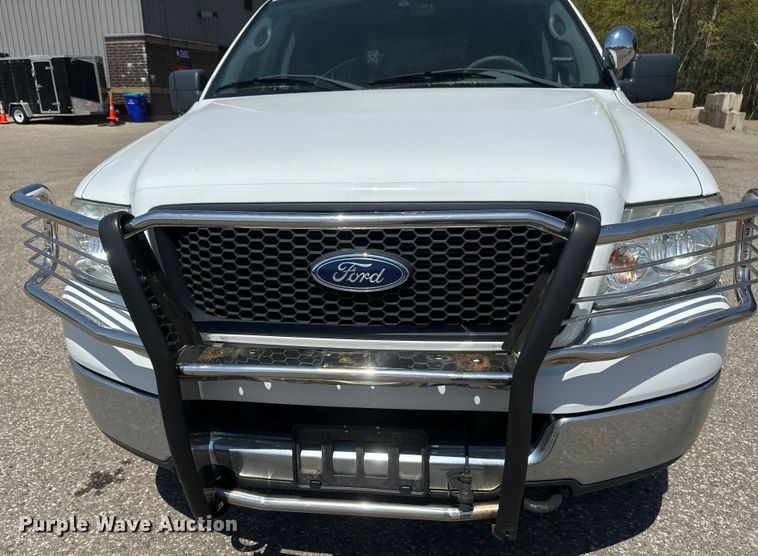 image for item EB2533 2005 Ford F150 XLT SuperCab pickup truck