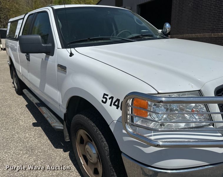 image for item EB2533 2005 Ford F150 XLT SuperCab pickup truck