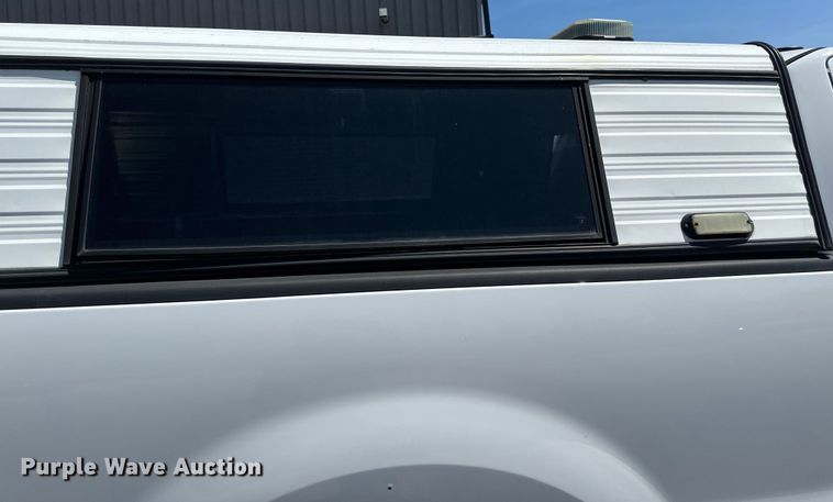 image for item EB2533 2005 Ford F150 XLT SuperCab pickup truck