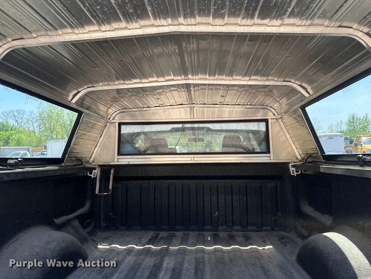 image for item EB2533 2005 Ford F150 XLT SuperCab pickup truck