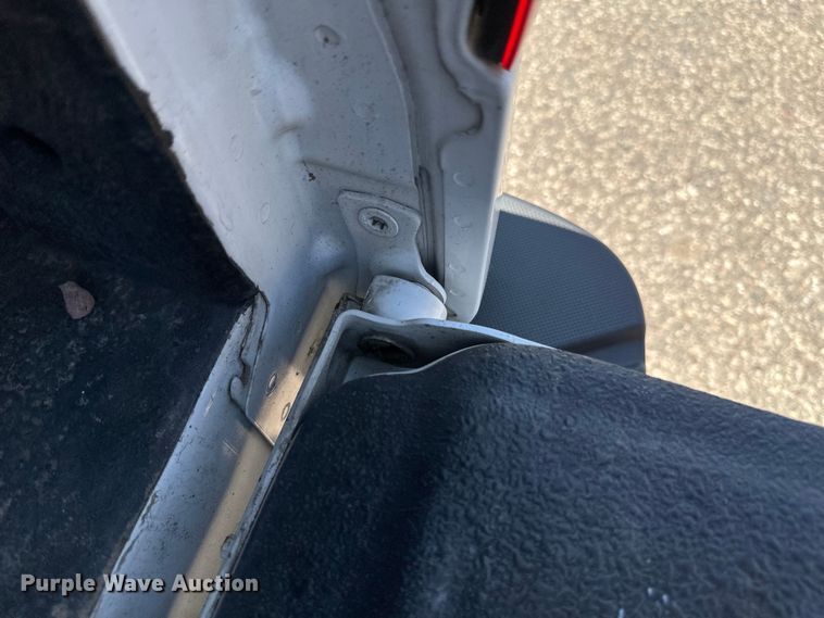 image for item EB2533 2005 Ford F150 XLT SuperCab pickup truck