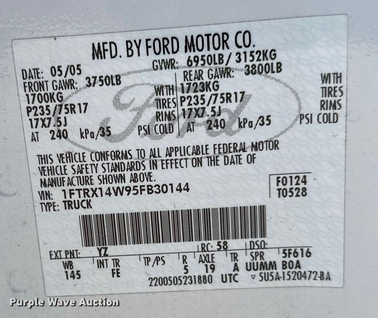 image for item EB2533 2005 Ford F150 XLT SuperCab pickup truck