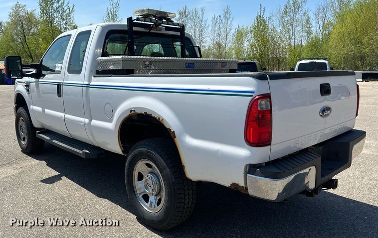 image for item EB2535 2008 Ford F350 Super Duty XLT SuperCab pickup truck