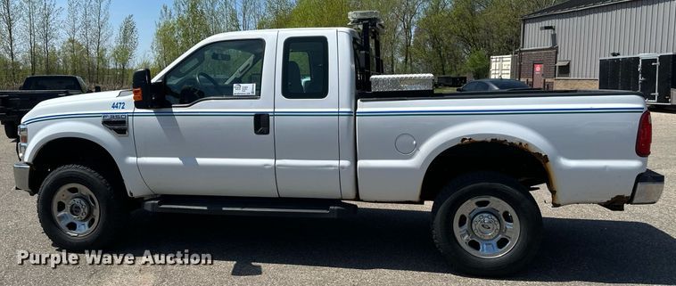 image for item EB2535 2008 Ford F350 Super Duty XLT SuperCab pickup truck