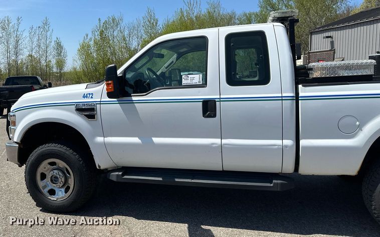image for item EB2535 2008 Ford F350 Super Duty XLT SuperCab pickup truck