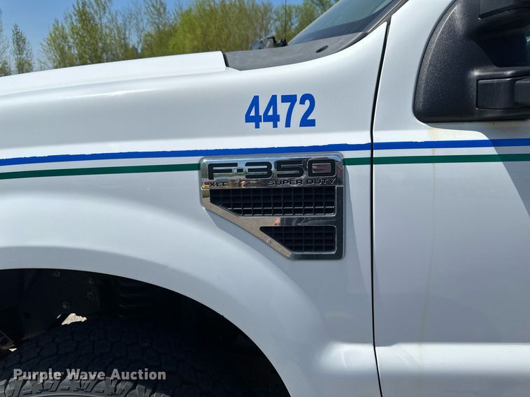 image for item EB2535 2008 Ford F350 Super Duty XLT SuperCab pickup truck